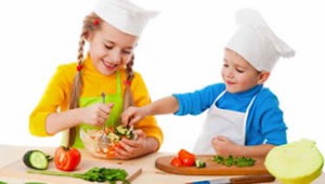 2-kids-cooking